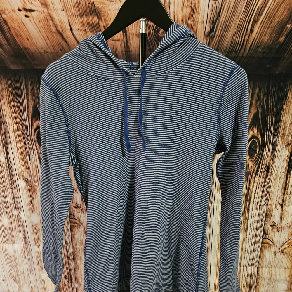 Eddie Bauer Navy and Cream Striped Pullover - Picture 1 of 3